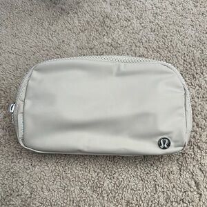 NWT Lululemon belt bag